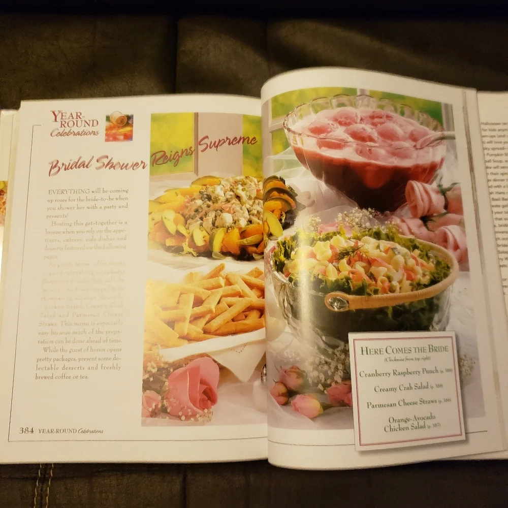 Taste of Home Celebrations Cook Book             ‎  Hardbook